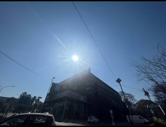 691M² OFFICE TO LET IN ROSEBANK